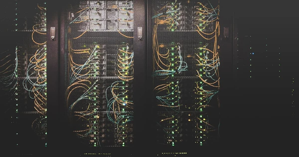 Architecture API et connecteurs illustrant le concept de CMS headless découplé