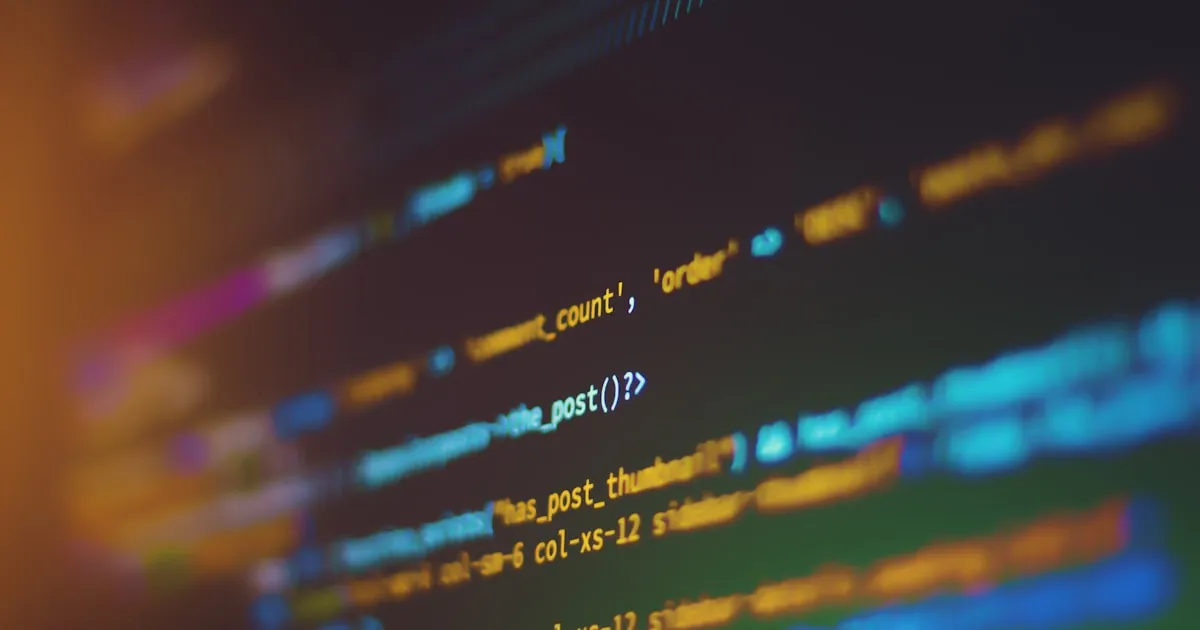 Cadenas numérique sur écran de code représentant la sécurité web HTTPS et RGPD